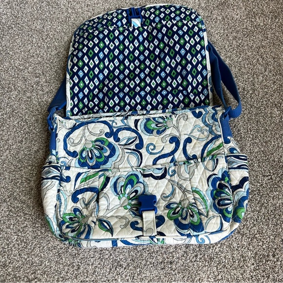Vera Bradley White/Blue Messenger/Laptop Adjustable Strap Bag - Picture 3 of 8